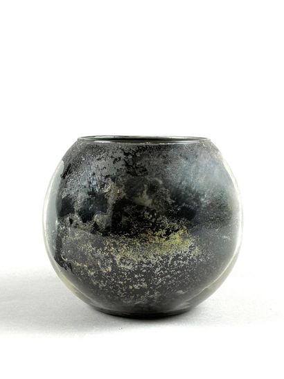 Jean Noël BOUILLET (né en 1943)
 Vase de...