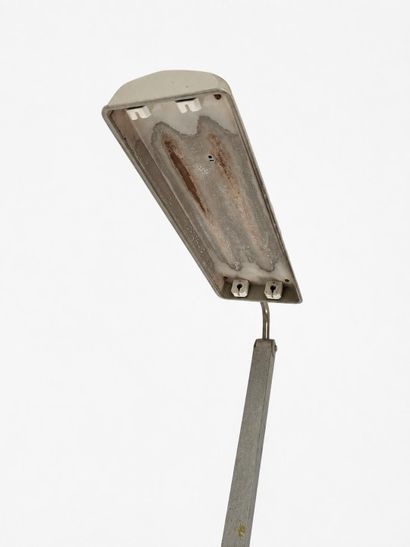 LEUCHTEN
Lampe d'atelier en acier à bras...