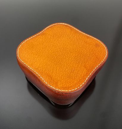 LONGCHAMPS 
Havana glazed ceramic ashtray...