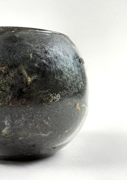 Jean Noël BOUILLET (né en 1943)
 Vase de...