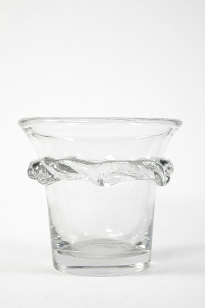 Daum France
Important vase en cristal circulaire...