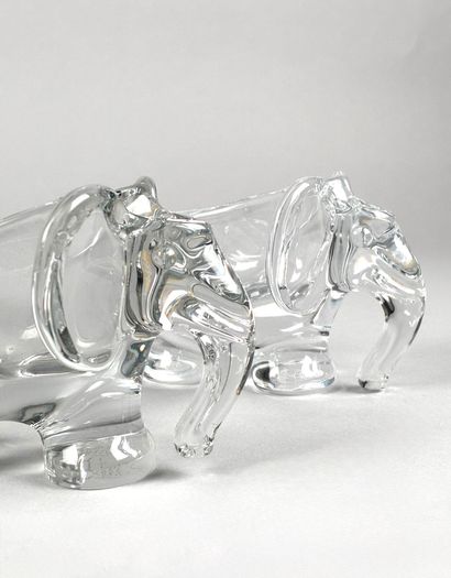 Art Vannes 
Paire de vides poches d'éléphants...