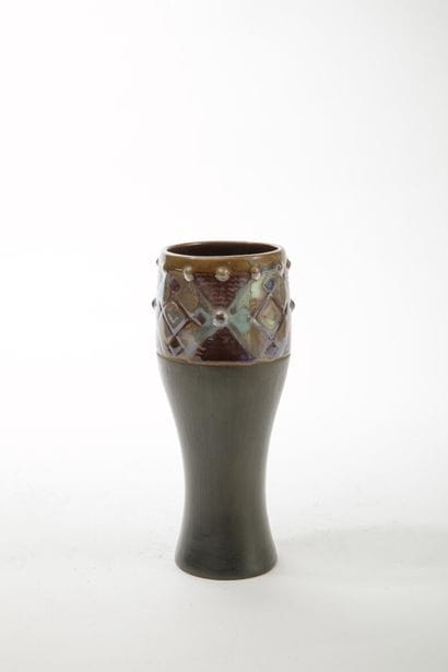 In the taste of Jean BARROL
Small goblet-shaped...
