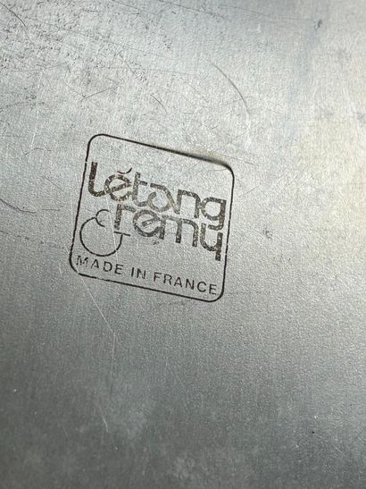 Designer: Rémy LÉTANG 
Octagonal champagne...