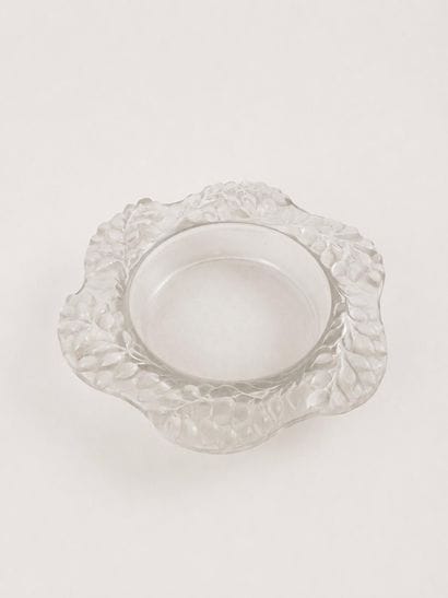 LALIQUE FRANCE
Coupe à fruits en verre pressé...