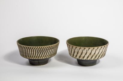 Paire de cache-pots pouvant former saladiers...