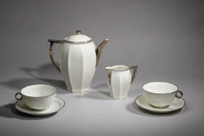 BERNARDAUD LIMOGES
Part of a Limoges porcelain...