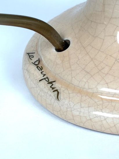 LE DAUPHIN
Paire de lampes en faïence craquelée...