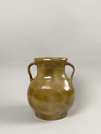 Jean AUSTRUY (1910-2012)
Vase ovoïde à deux...