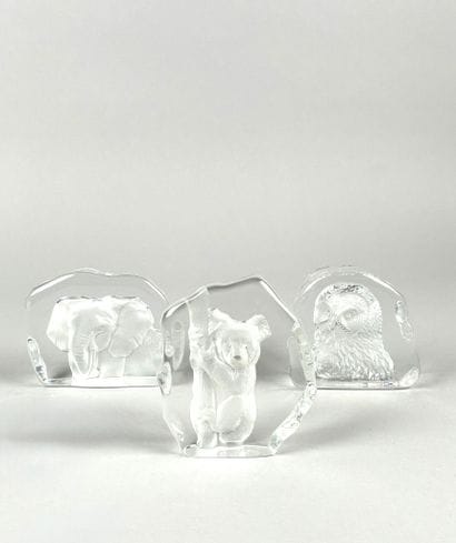 Ensemble de trois verres décorés au laser...