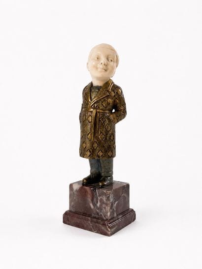 C. GUYOT (20th century)
Bronze and resin...