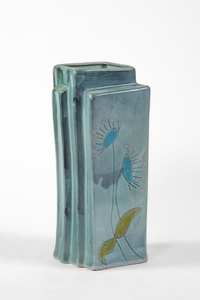 VAL THORENS
Vase en céramique émaillée bleu...