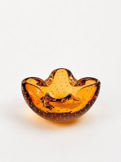 MURANO 
Orange, four-lobed, bubbled glass...
