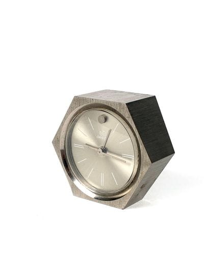 UTI DESIGN
Brushed metal alarm clock with...