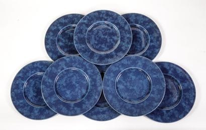 CHRISTOFLE
Set of 8 presentation plates made...
