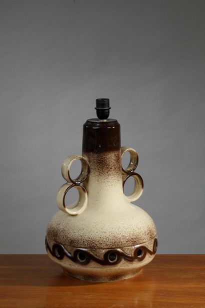 Grande lampe en céramique émaillée marron...