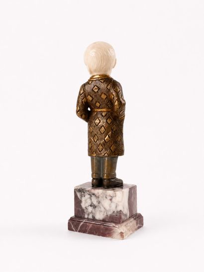 C. GUYOT (20th century)
Bronze and resin...