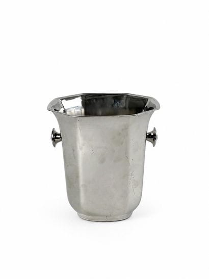 Designer: Rémy LÉTANG 
Octagonal champagne...