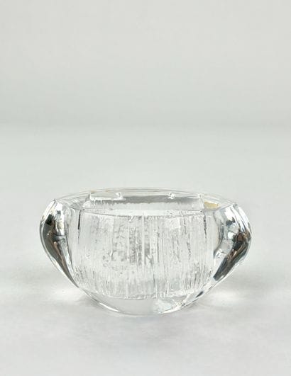 Daum France
Porte-briquet en cristal moulé...