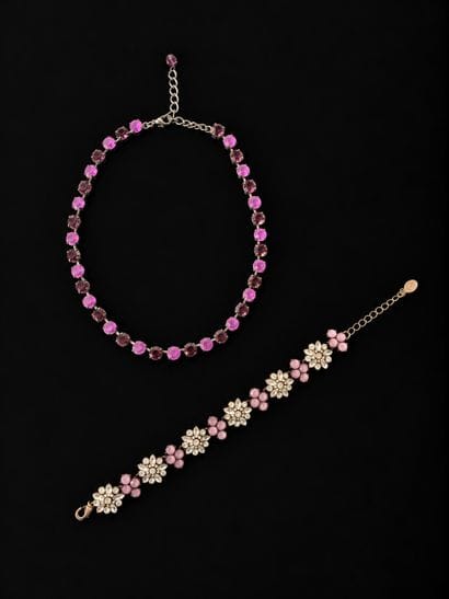 Set consisting of a choker made of purple...