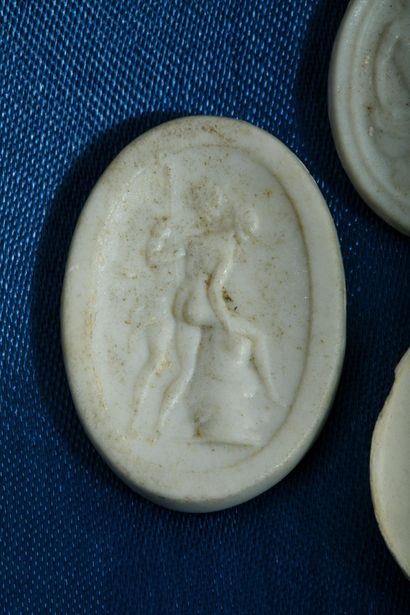 École du début du XX ème siècle
Trois moules...