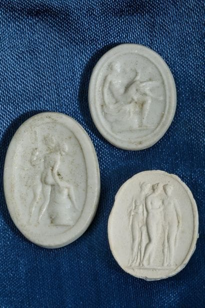 École du début du XX ème siècle
Trois moules...