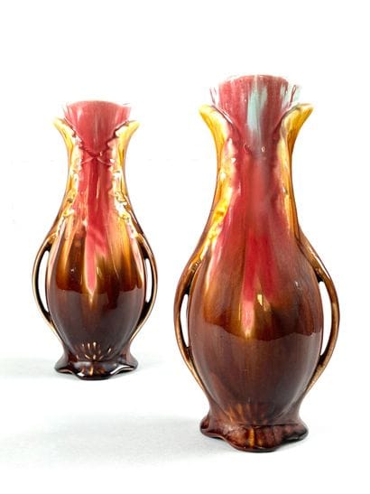 Dans le goût de ORCHIE
Paire de vases à haut...
