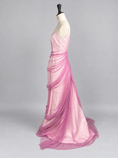 PRONUPTIA
Long pink strapless dress with...