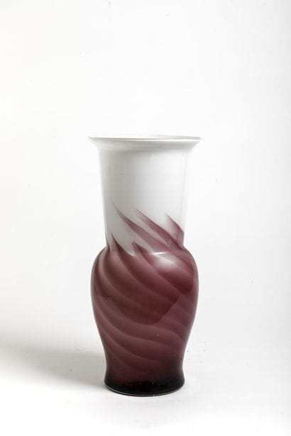 Dans le gout de Murano
Vase à haut col en...
