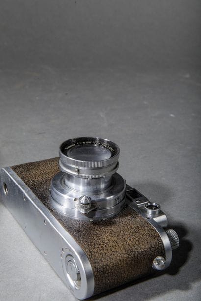 Leitz Leica IIIa camera, No. 274 501 (1938),...