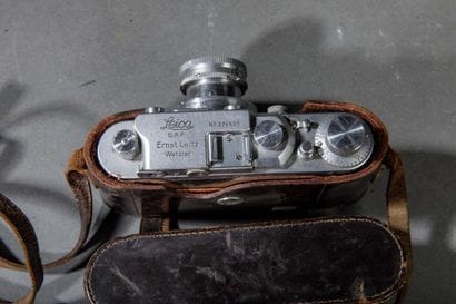 Leitz Leica IIIa camera, No. 274 501 (1938),...