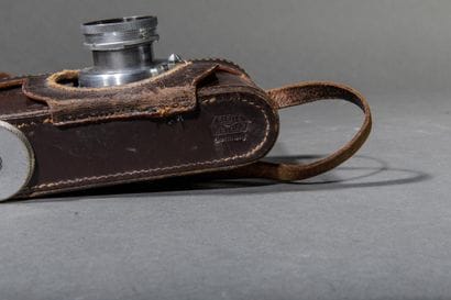 Leitz Leica IIIa camera, No. 274 501 (1938),...
