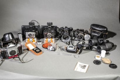 Set of five assorted cameras, as-is. Fujica...