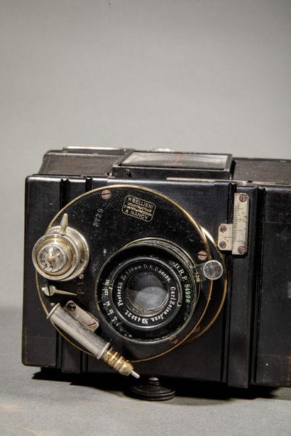 Includes an H. Bellieni Nancy bag and an...