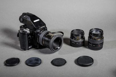 Bronica photography kit.
In a bag with documents...