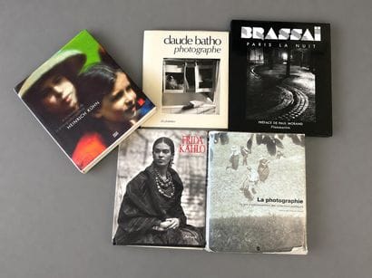 A set of five books on photography. 
“Heinrich...