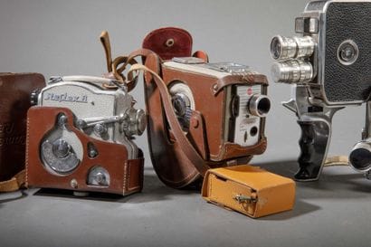 Set of four cameras. One Camex Ercsam Reflex...