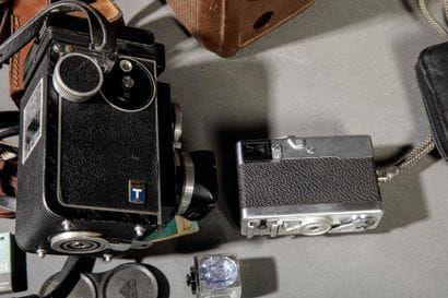 In a case, a set of two Rollei cameras. 
Chrome-plated...