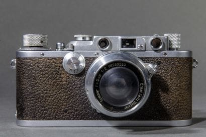 Leitz Leica IIIa camera, No. 274 501 (1938),...