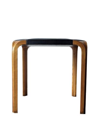 Alvar AALTO (1898 - 1976) - FINLAND
Tabouret...