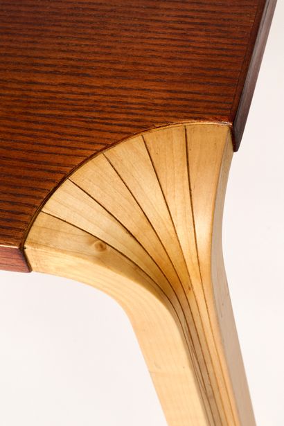 Alvar AALTO (1898 - 1976) - FINLAND
Table...