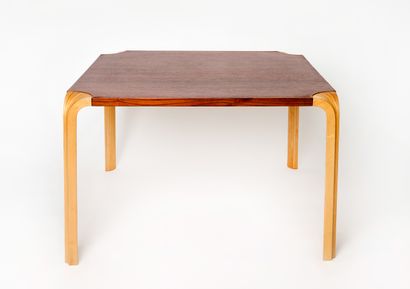 Alvar AALTO (1898 - 1976) - FINLAND
Table...