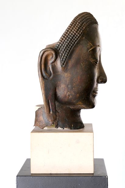 Thailand - Siam- U Tong Buddha
Bronze Buddha...