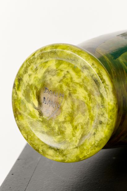 DAUM à Nancy
Grand vase fuseau en verre doublé...