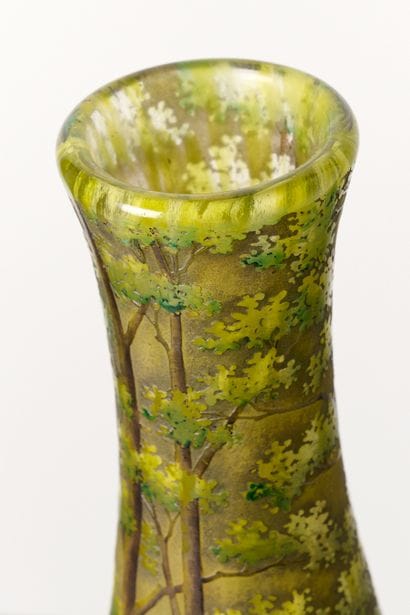 DAUM à Nancy
Grand vase fuseau en verre doublé...