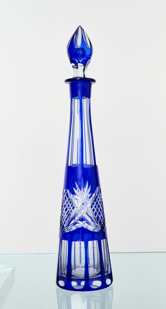 Verre irisé - Manufacture inconnue
5 flutes...