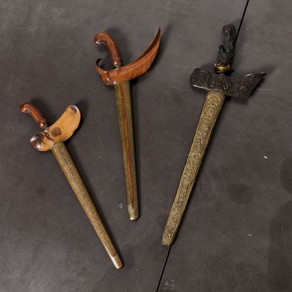 Armory - Indonesia
3 Indonesian Kriss in...