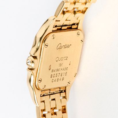 CARTIER
Montre modèle 