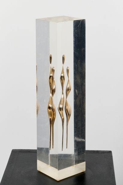 Monogrammed A.L.
Plexiglass sculpture. 32...