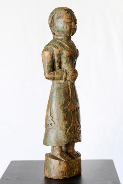 Peuple de l'Himalaya, Népal
Statue en bois...